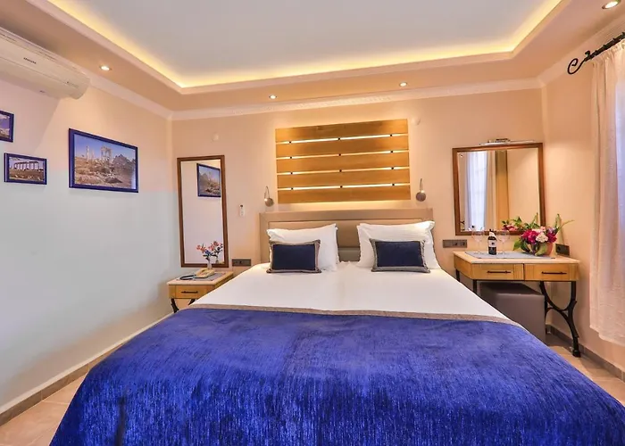 Hadrian Szálloda 2*