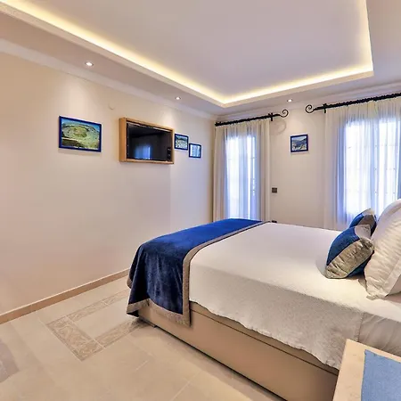 Hadrian Otel Kaş
