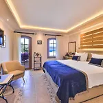 Hadrian Hotel Kaş