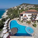 Hadrian Hotel